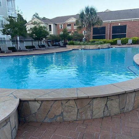 Spacious Apartments In The Woodlands, Tx Kültér fotó